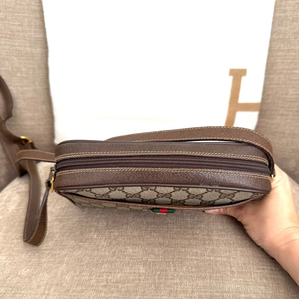 Gucci authentic brown monogram coated canvas crossbody bag brown leather - Picture 4 of 16